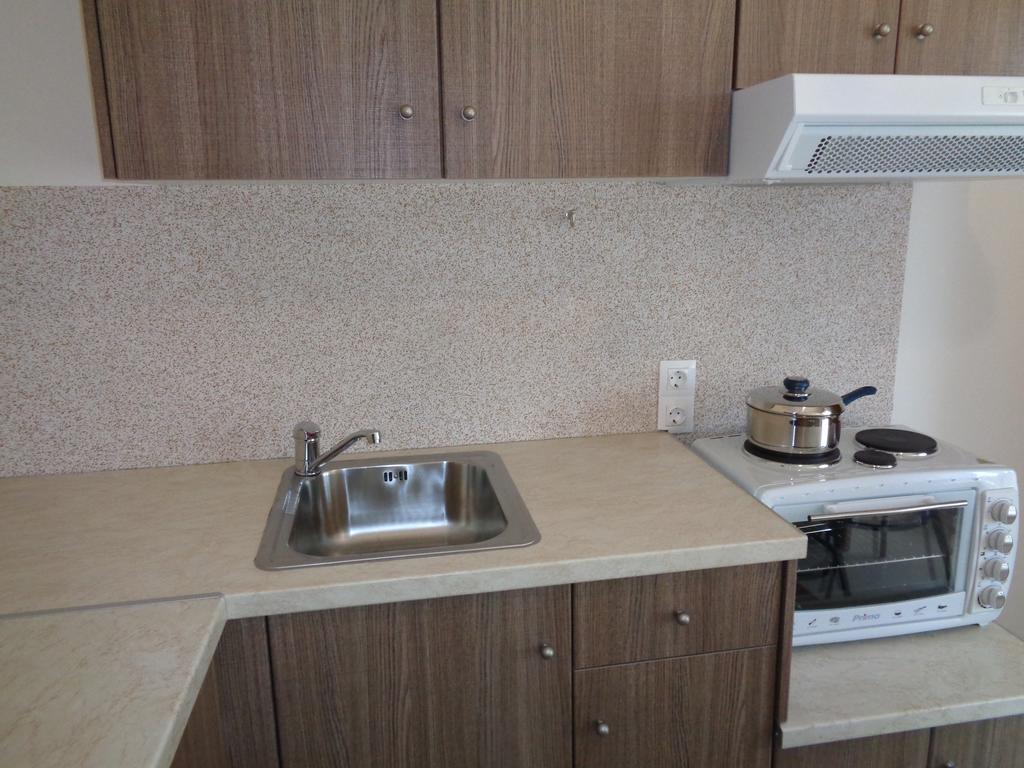 Skyline Apartment Velonádes Cameră foto